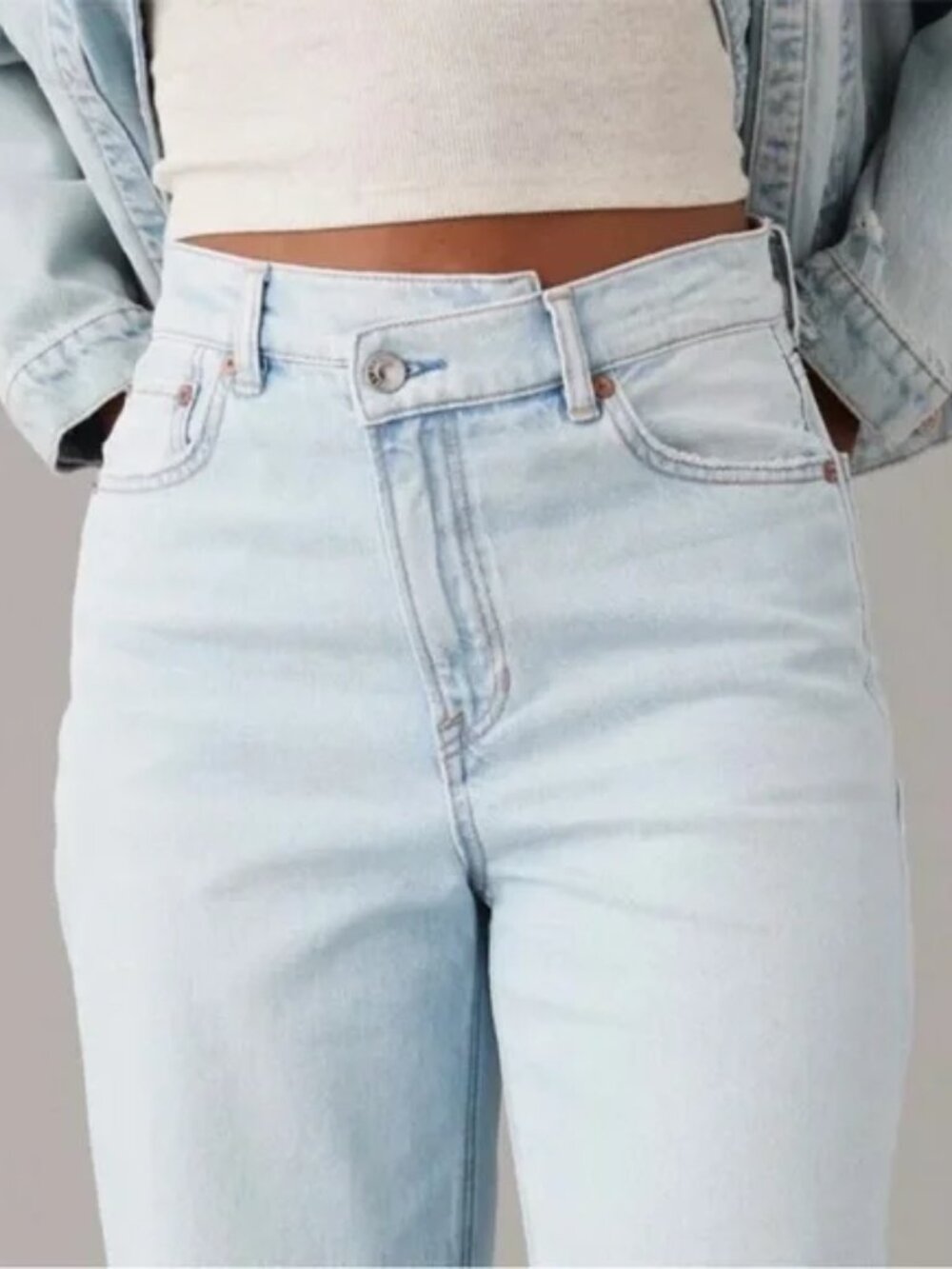 American Eagle Highest Rise Baggy Straight Jeans Size 14 Short Criss Cross Waist - Picture 2 of 13